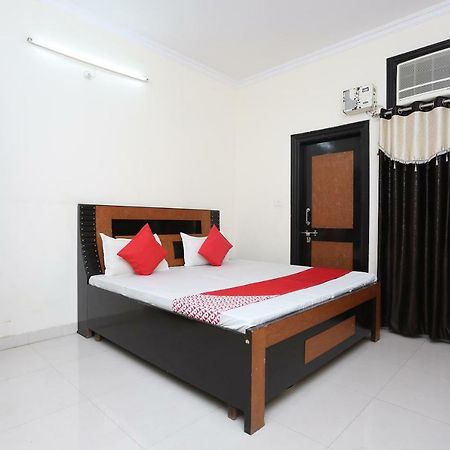 Oyo 40446 Yas Residency Hotel Aligarh Exterior photo