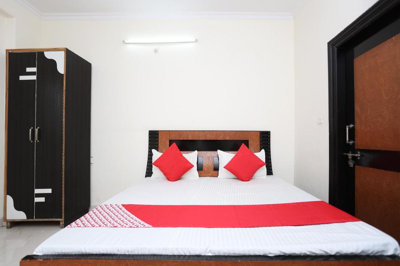 Oyo 40446 Yas Residency Hotel Aligarh Exterior photo