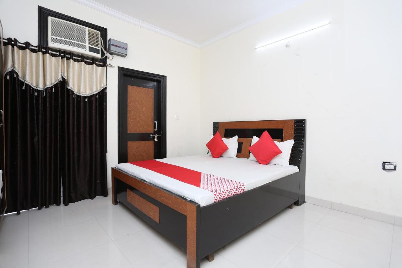 Oyo 40446 Yas Residency Hotel Aligarh Exterior photo