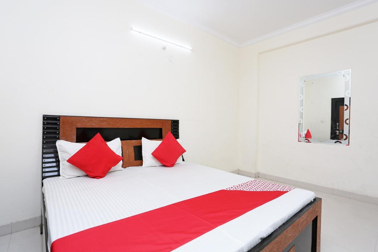 Oyo 40446 Yas Residency Hotel Aligarh Exterior photo