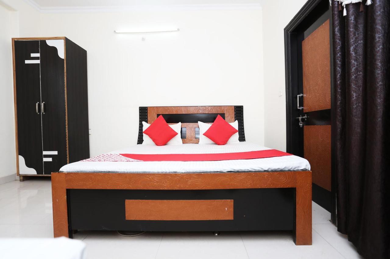 Oyo 40446 Yas Residency Hotel Aligarh Exterior photo